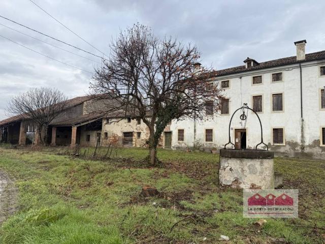 Rustico in vendita a Madonna di Lonigo, Lonigo