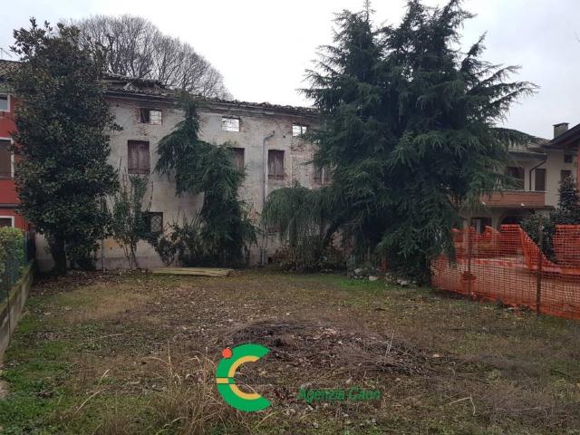 Rustico in vendita a Fonte, Loria