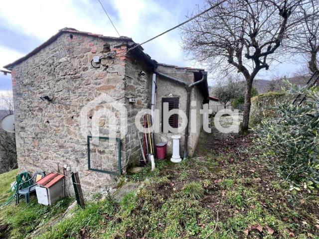 Rustico in vendita a Pieravilla, Loro Ciuffenna