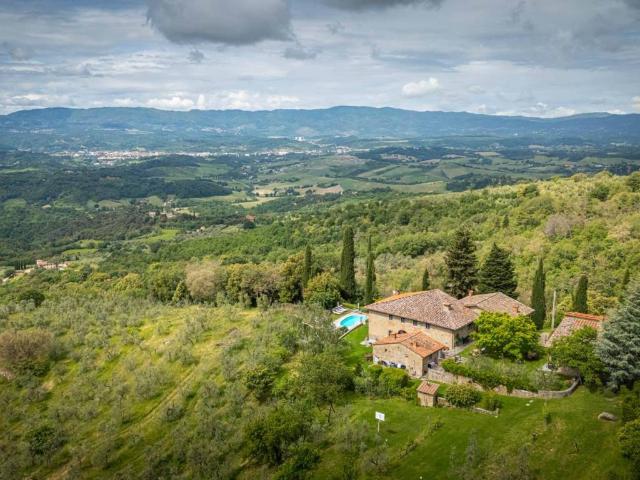 Rustico in vendita a Loro Ciuffenna, Toscana