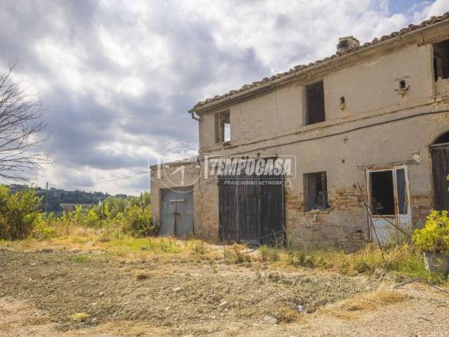 Rustico in vendita a Marche, Macerata