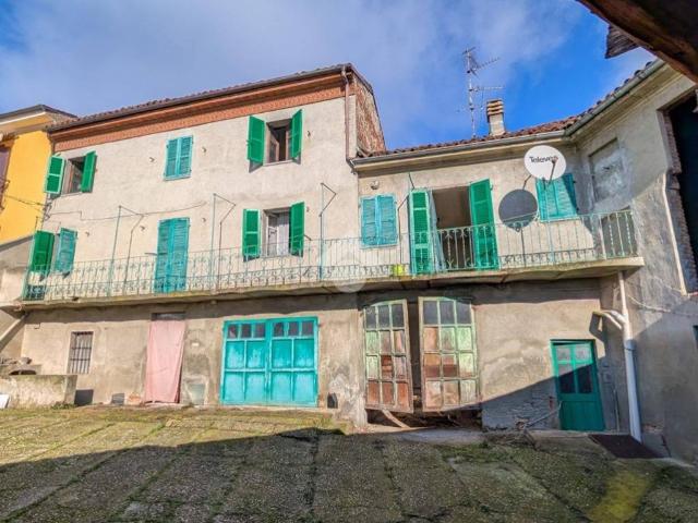 Rustico in vendita a Lu e Cuccaro Monferrato, Piemonte