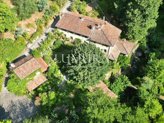 Rustico in vendita a Bagni Di Lucca Ponte, Toscana