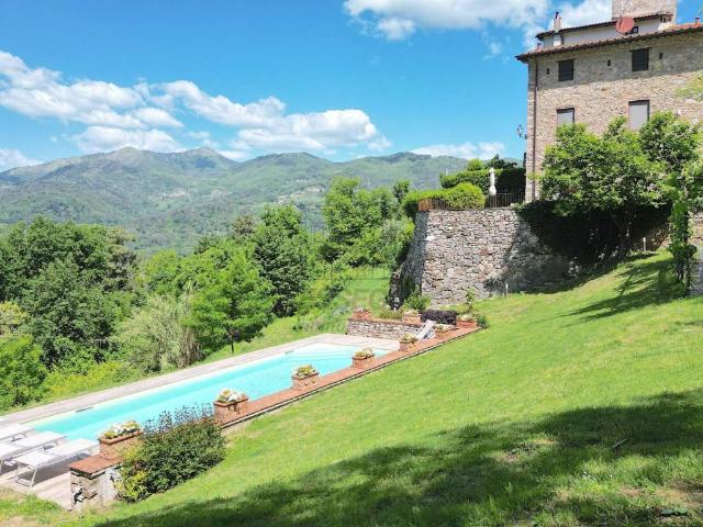 Rustico in vendita a Pieve Santo Stefano, Bagni Di Lucca Ponte