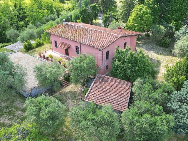 Rustico in vendita a Sesto di Moriano, Bagni Di Lucca Ponte
