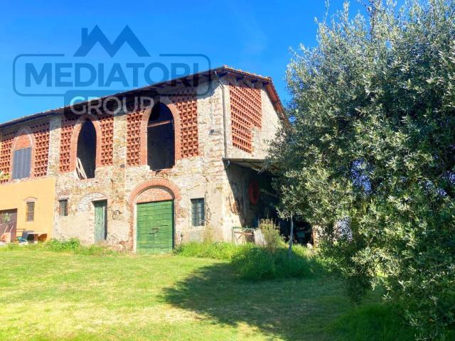 Rustico in vendita a San Macario in Piano, Bagni Di Lucca Ponte