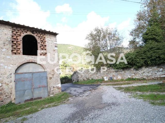 Rustico in vendita a San Lorenzo a Vaccoli, Bagni Di Lucca Ponte