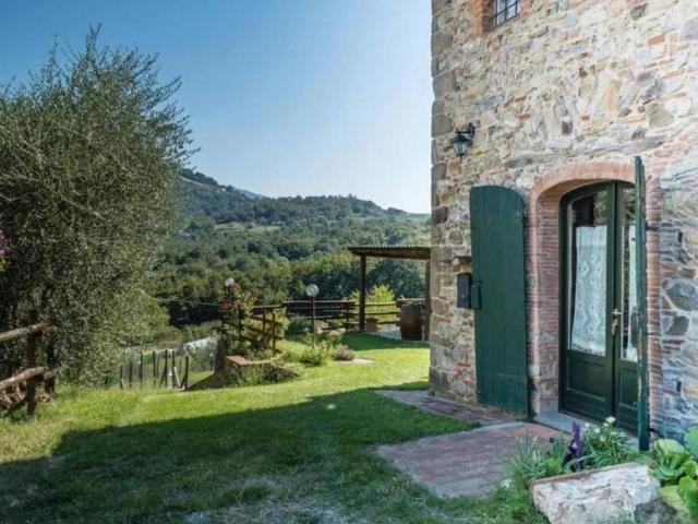 Rustico in vendita a Bagni Di Lucca Ponte, Toscana