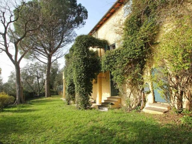Rustico in vendita a Massarosa, Toscana