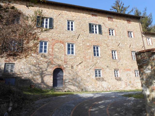 Rustico in vendita a Bagni Di Lucca Ponte, Toscana