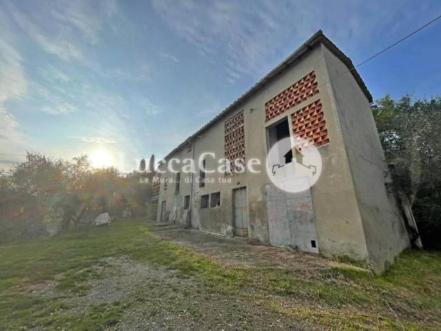 Rustico in vendita a Cappella, Bagni Di Lucca Ponte