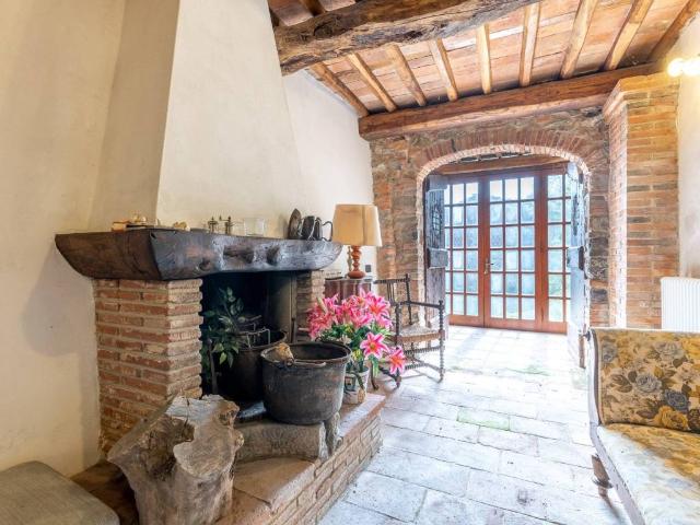 Rustico in vendita a Bagni Di Lucca Ponte, Toscana