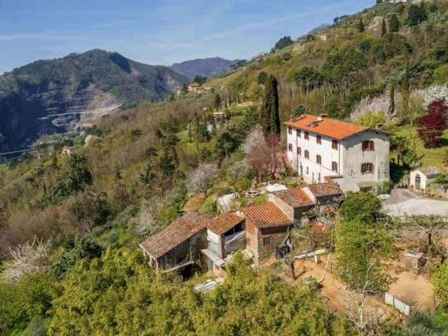 Rustico in vendita a San Gemignano di Moriano, Bagni Di Lucca Ponte