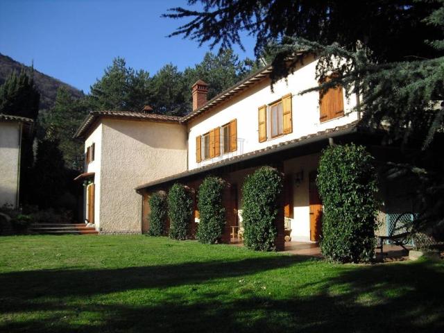 Rustico in vendita a Bagni Di Lucca Ponte, Toscana