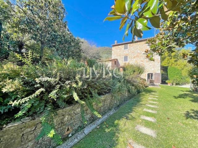 Rustico in vendita a Pozzuolo, Bagni Di Lucca Ponte