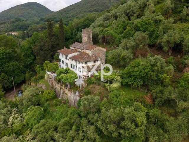 Rustico in vendita a Bagni Di Lucca Ponte, Toscana