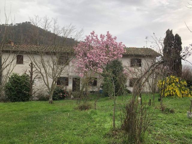 Rustico in vendita a San Lorenzo di Brancoli, Bagni Di Lucca Ponte