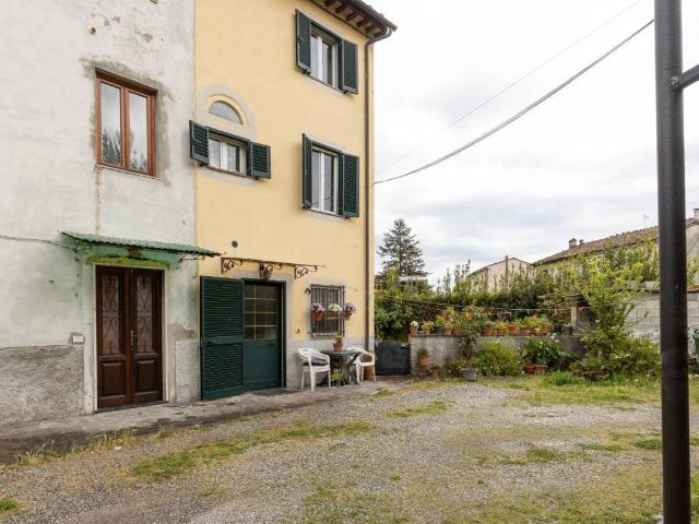 Rustico in vendita a San Concordio, Bagni Di Lucca Ponte
