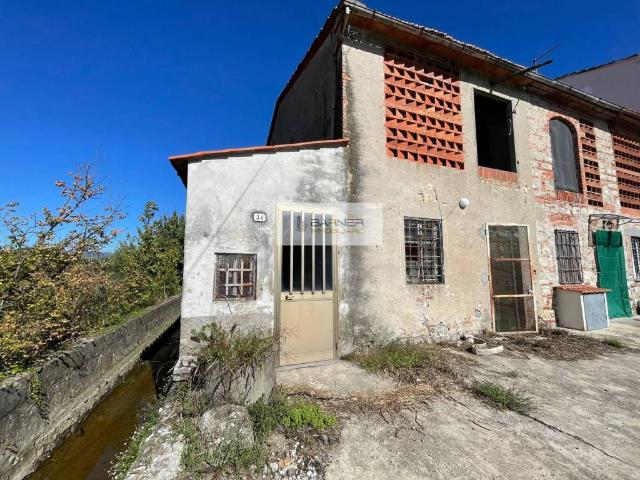 Rustico in vendita a San Cassiano a Vico, Bagni Di Lucca Ponte