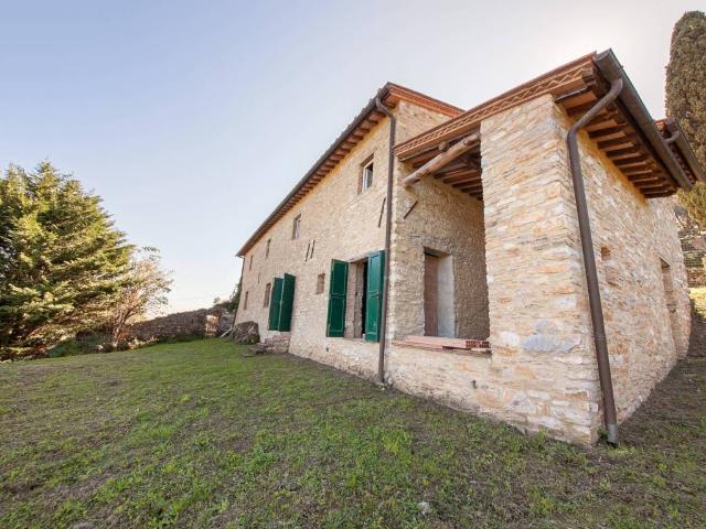 Rustico in vendita a Bagni Di Lucca Ponte, Toscana