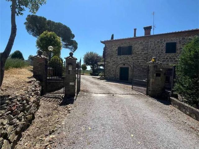 Rustico in vendita a Lucignano, Toscana