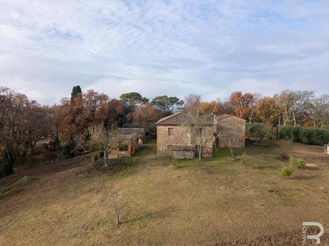 Rustico in vendita a Santa Maria, Lucignano