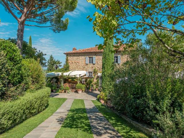 Rustico in vendita a Lucignano, Arezzo