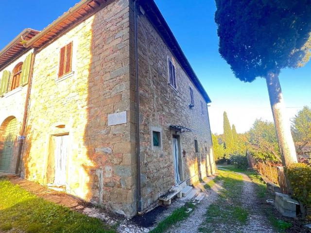 Rustico in vendita a Lucignano, Toscana