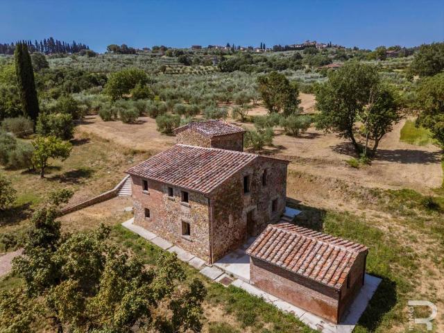 Rustico in vendita a Lucignano, Toscana