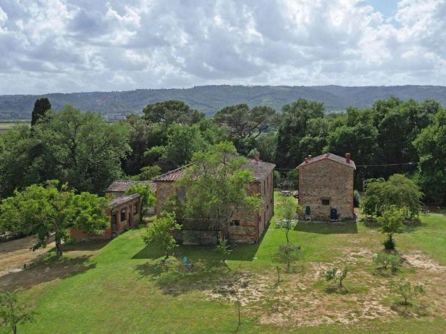 Rustico in vendita a Santa Maria, Lucignano