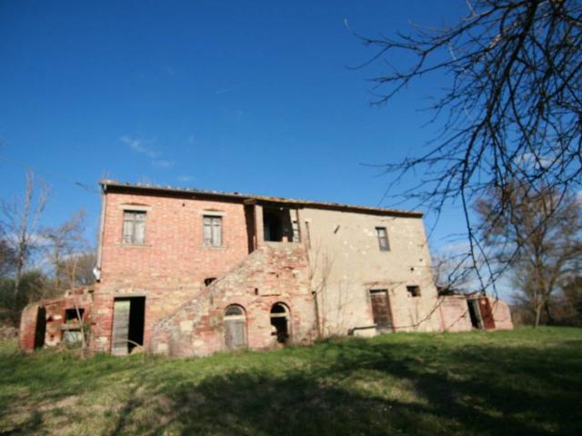 Rustico in vendita a Lucignano, Toscana