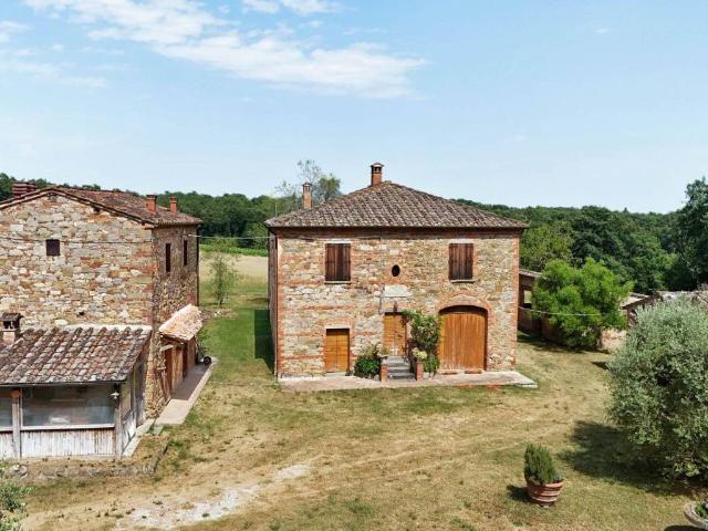 Rustico in vendita a Lucignano, Toscana