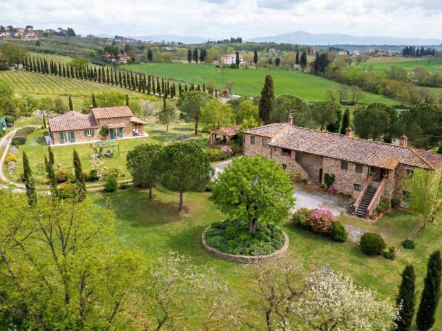 Rustico in vendita a Lucignano, Toscana