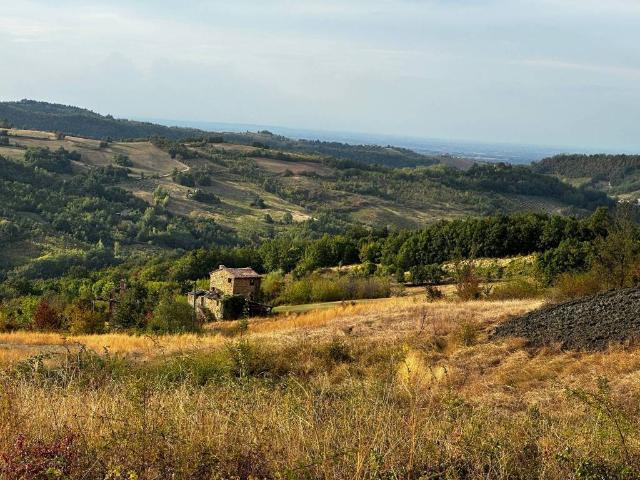 Rustico in vendita a Lugagnano Val D'arda, Reggio Emilia