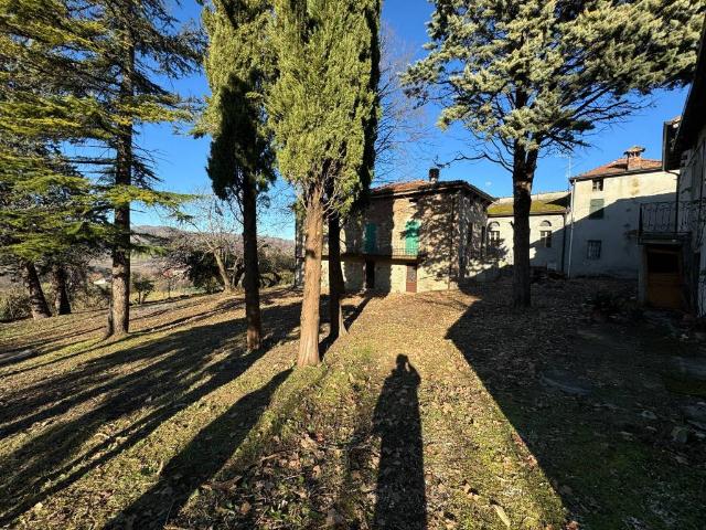 Rustico in vendita a Lugagnano Val D'arda, Reggio Emilia
