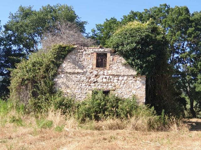 Rustico in vendita a Lugnano In Teverina, Umbria