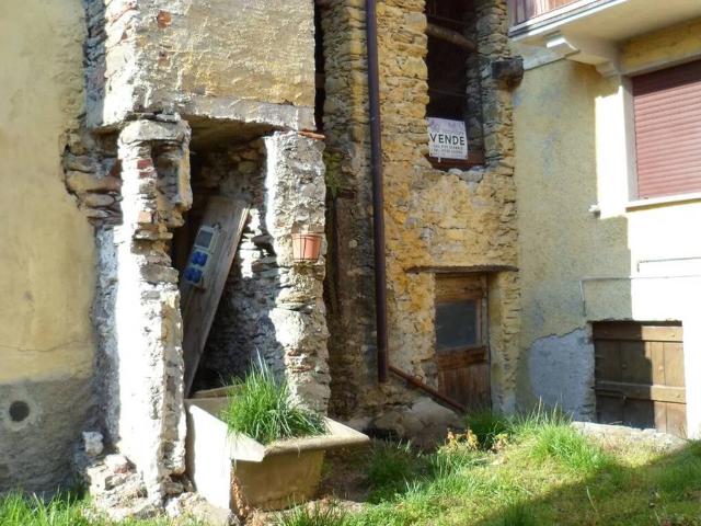 Rustico in vendita a Comunità Montana Valli del Verbano, Luino