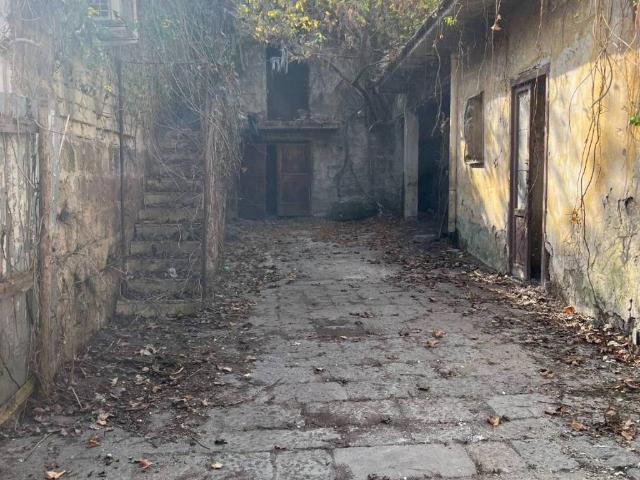 Rustico in vendita a Lusciano, Campania