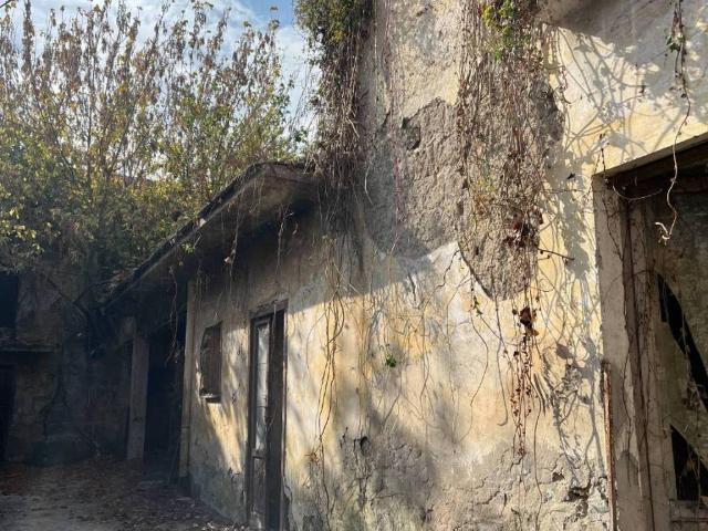 Rustico in vendita a Lusciano, Campania