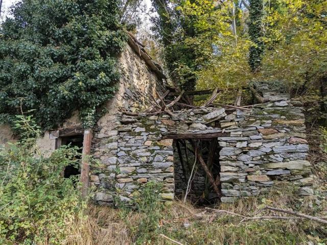 Rustico in vendita a Maccagno Superiore, Maccagno con Pino e Veddasca