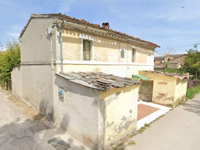 Rustico in vendita a Marche, Macerata
