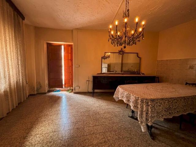 Rustico in vendita a Camoglieres, Macra