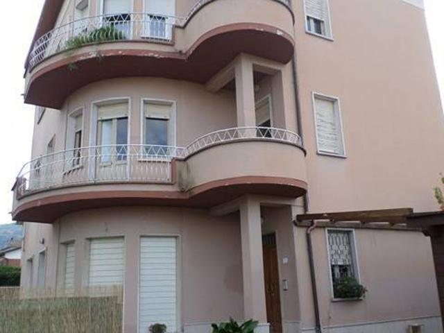 Rustico in vendita a Sant'Arcangelo, Magione