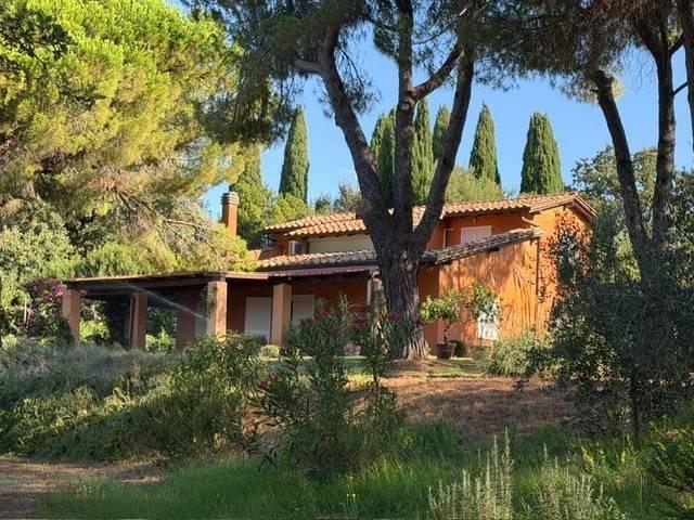 Villa Indipendente in vendita a Magliano In Toscana, Toscana