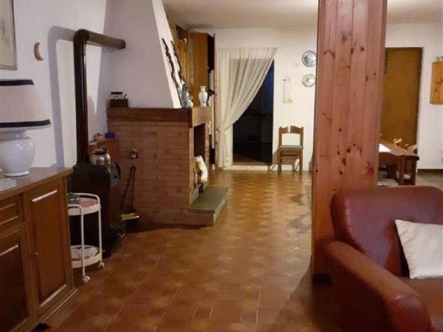 Rustico in vendita a Pereta, Magliano in Toscana