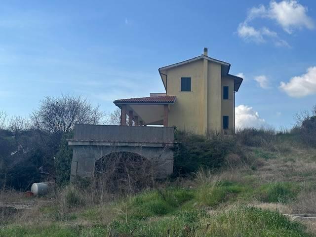 Rustico in vendita a Magliano In Toscana, Toscana
