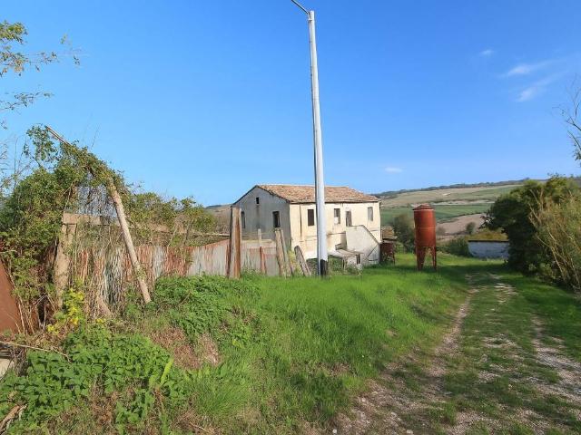 Rustico in vendita a Marche, Ancona