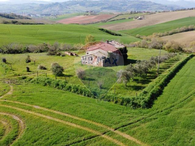 Rustico in vendita a Marche, Ancona