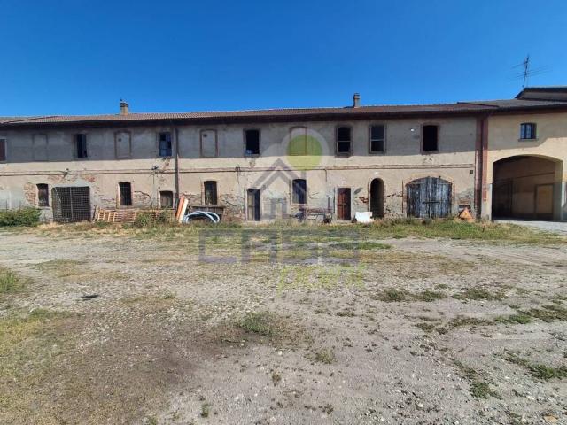 Rustico in vendita a Mairago, Lombardia