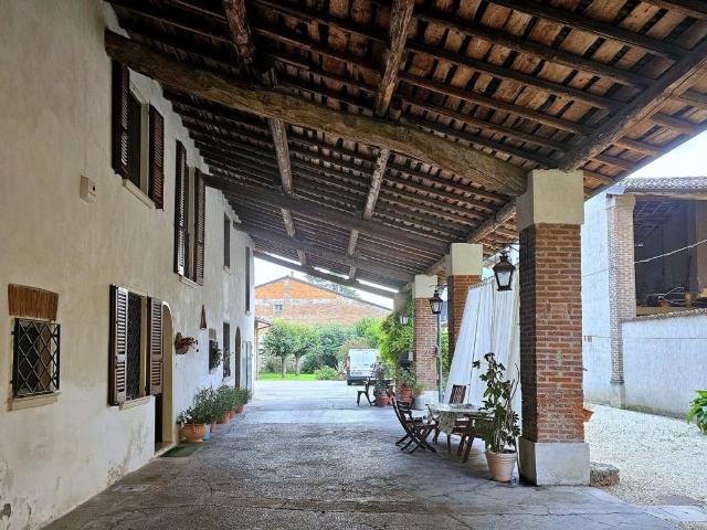 Rustico in vendita a Mairano, Lombardia
